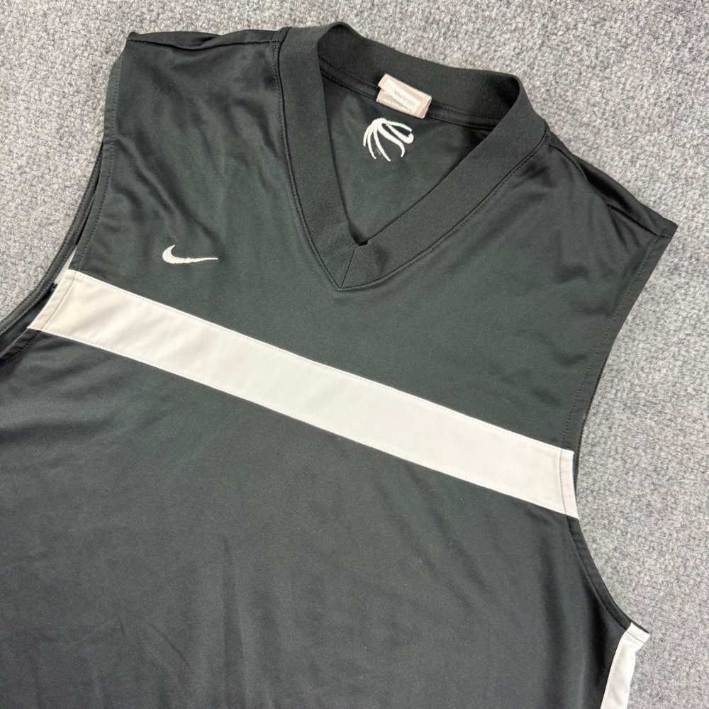 Nike Basketball Jersey Size M Black White Stripe V-Neck Nike Fit Mens